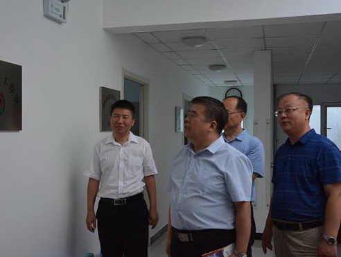 司法部、司法局領(lǐng)導(dǎo)蒞臨粵泰司法鑒定所調(diào)研指導(dǎo)工作